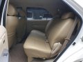 Toyota Fortuner 2008 G Diesel Automatic-11