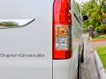 TOYOTA HIACE SUPER GRANDIA AUTOMATIC 2015-11