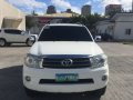 Sell White 2010 Toyota Fortuner in Parañaque-5