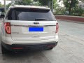 Selling White Ford Explorer 2012 in Quezon City-3