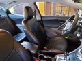 Hyundai Elantra 1.8 Gls 2012-4