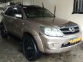 Toyota Fortuner G 2005-0