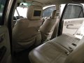 Toyota Fortuner G 2005-5