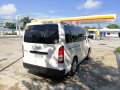 2016 Toyota Hiace Commuter 3.0 -1