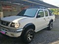 Nissan Frontier Navara 2001 -0