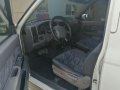 Nissan Frontier Navara 2001 -4