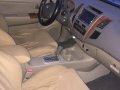 White Toyota Fortuner 2010 for sale in Manila-6