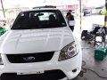 White Ford Escape 2011 for sale in Manila-4