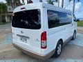 Toyota Hiace 2015-1