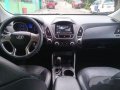 Black Hyundai Tucson 2011 for sale in Manila-3