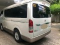 Selling White Toyota Grandia in Quezon City-8