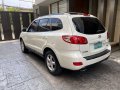 Sell White Hyundai Santa Fe in Manila-6