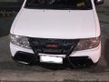 White Isuzu Crosswind for sale in Quezon city-0