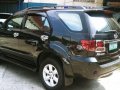 Black Toyota Fortuner 2005 for sale in Manila-6