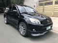 Selling Black Toyota Rav4 in Manila-2