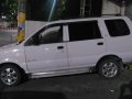 White Isuzu Crosswind for sale in Quezon city-5