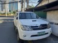 White Toyota Fortuner 2007 for sale in Manila-0