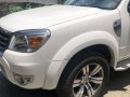 White Ford Everest for sale in Manila-5