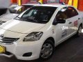 Selling White Toyota Vios for sale in Mandaluyong-1