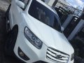 Selling White Hyundai Santa Fe for sale in Cabanatuan-4