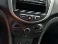 2017 Hyundai Accent 1.6 GL CRDI -12