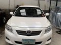 Selling Pearl White Toyota Corolla for sale in San Fernando-8