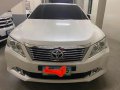 Selling White Toyota Camry for sale in Quezon City-5