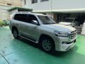 2016 TOYOTA LAND CRUISER BULLETPROOF SUPER LOW MILEAGE (WE SPECILAZE IN BULLETPROOF VEHICLES)-5