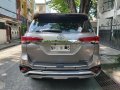 Selling Grey Toyota Fortuner 2017 in Manila-5