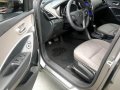 Selling Grey Hyundai Santa Fe 2013 in Quezon City-2