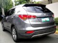Selling Grey Hyundai Santa Fe 2013 in Quezon City-5