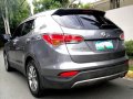 Selling Grey Hyundai Santa Fe 2013 in Quezon City-2