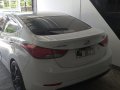 Selling White Hyundai Elantra in Carmona-1