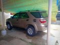 Selling Brown Toyota Fortuner 2016 in Quezon City-6