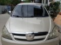 Selling Beige Toyota Innova 2008 in Manila-0