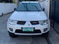 Pearl White Mitsubishi Montero 2012 for sale in Pasig-7