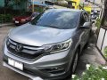 Selling Silver Honda Cr-V in Valenzuela-3