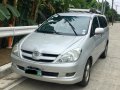 Toyota Innova E 2008-0