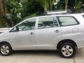 Toyota Innova E 2008-5