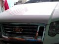 2005 Ford Exploer-2