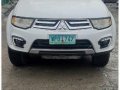 Selling White Mitsubishi Montero in Mabini-6