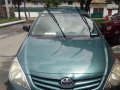 Selling Green Toyota Innova in Cainta-8