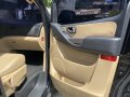 Sell Black Hyundai Starex in Manila-6