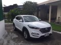Sell White Hyundai Tucson in Pateros-0