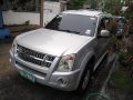 Selling Silver Isuzu Alterra 2007 in Manila-1