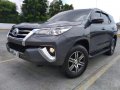 Selling Grey Toyota Fortuner 2018 in Manila-2