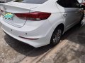 Selling White Hyundai Elantra in Las Piñas-6