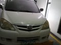 White Toyota Avanza 2010 for sale in Quezon City-0