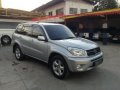 Grey Toyota Rav4 2005 for sale in Mandaue-5