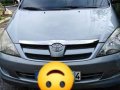 Toyota Innova G 2.0 2007-0